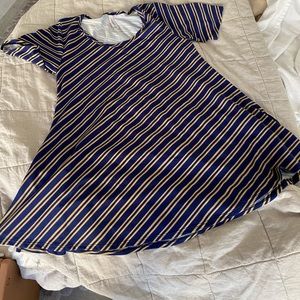 LuLaRoe XS buttery soft swing top